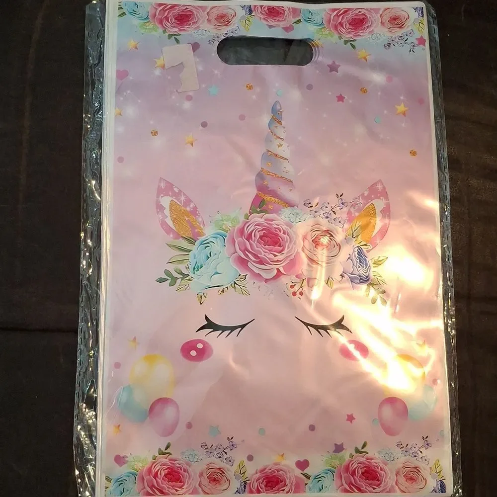 Unicorn Birthday Party Goodie Bags & Cupcake Toppers
